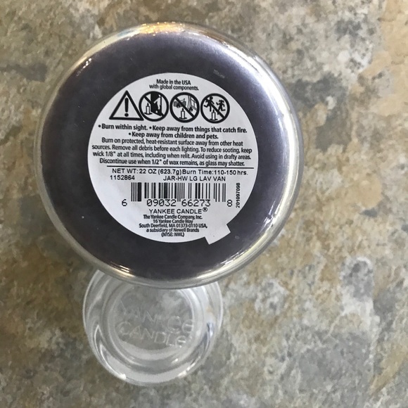 Yankee Candle Lavender Vanilla 22-Oz Lrg Jar, New - Picture 5 of 6